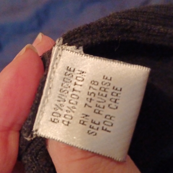 🌺 Cache Elegant Black Sleeveless Sweater Top - Picture 8 of 9